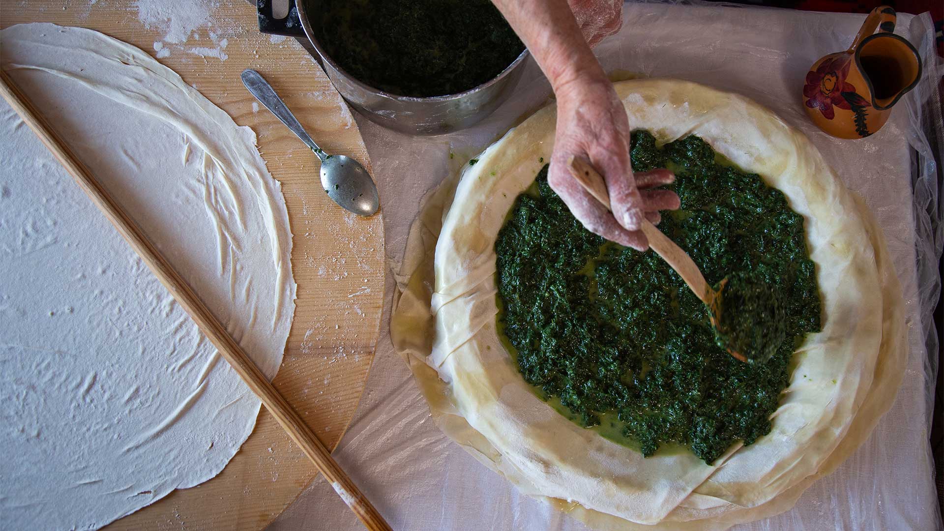 Τσουκνιδόπιτα με σπανάκι, σαμαρινιώτικη