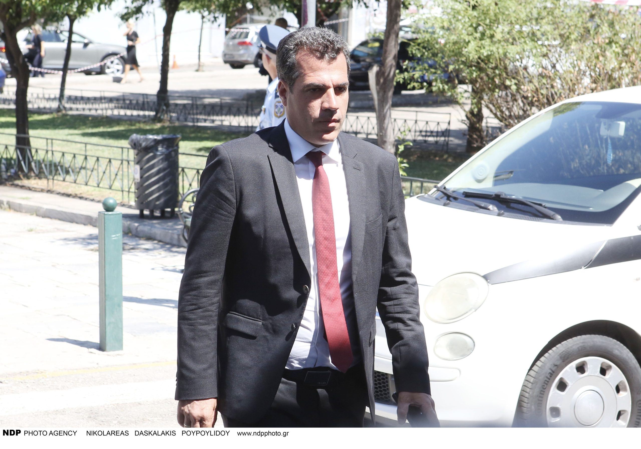 Τελευταίο «αντίο» στη Λένα Σαμαρά στο Α’ Νεκροταφείο Αθηνών 11