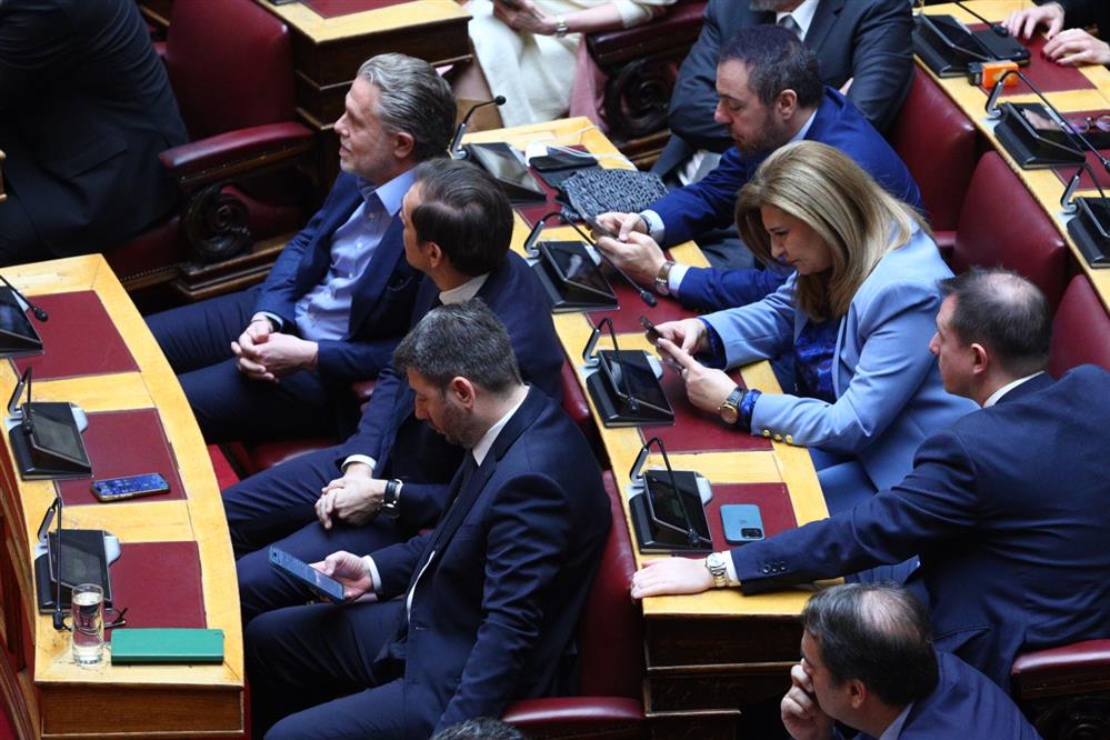 Βουλή - Εκλογή ΠτΔ - Στιγμιότυπα Βουλή - Εκλογή ΠτΔ - Στιγμιότυπα